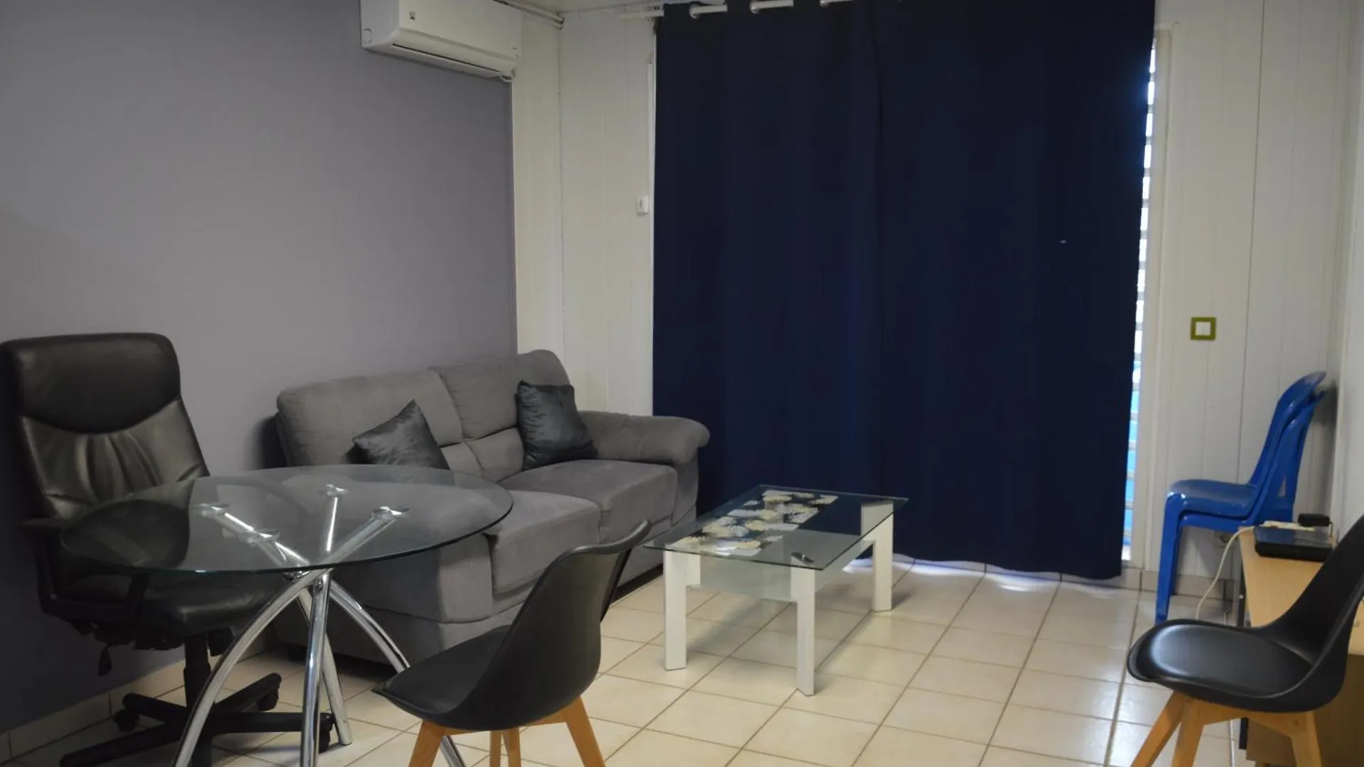 Appartement Central Proche Aeroport Les Abymes Guadeloupe
